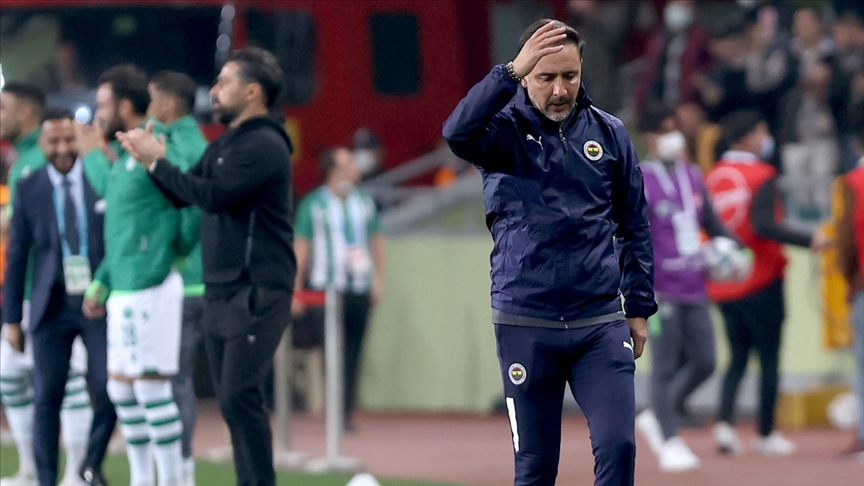 Vitor Pereira, Fenerbahçe'de görev yaptığı ilk dönemin gerisinde kaldı