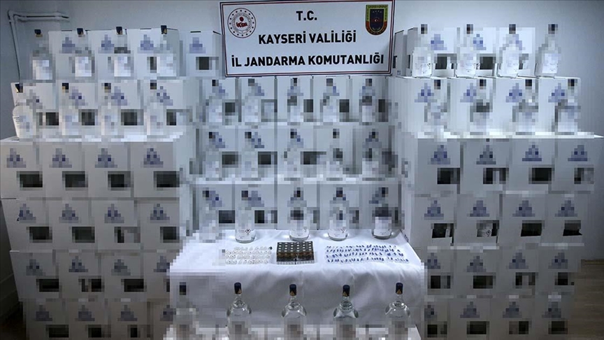 Kayseri'de 2 ton etil alkol ele geçirildi, 1 şüpheli gözaltına alındı!