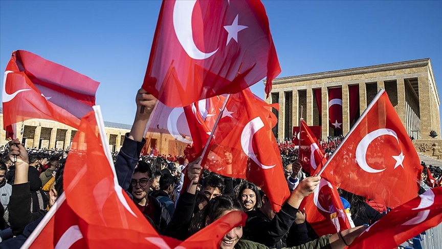 Anıtkabir'de "29 Ekim Cumhuriyet Bayramı" coşkusu