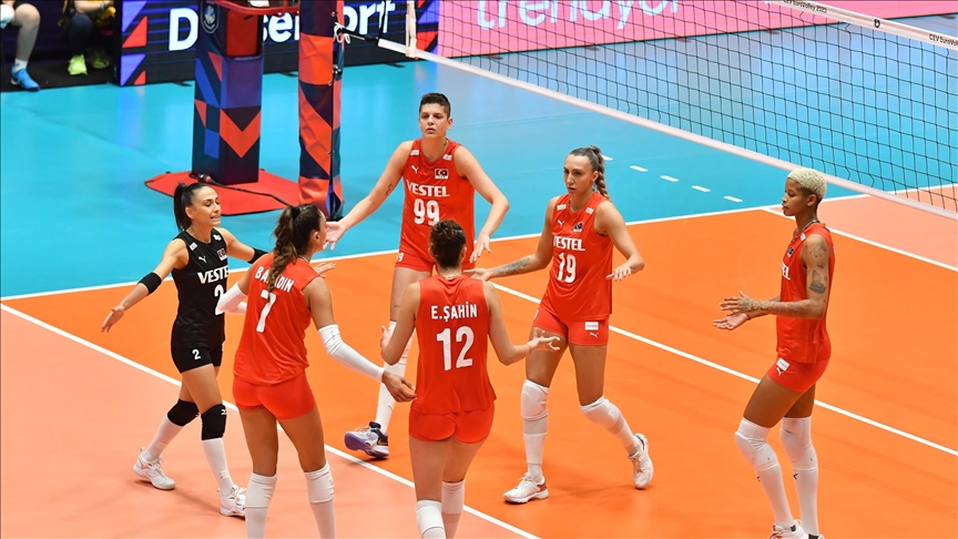 A Milli Kadın Voleybol Takımı, Almanya'yı 3-0 yenerek 5'te 5 yaptı