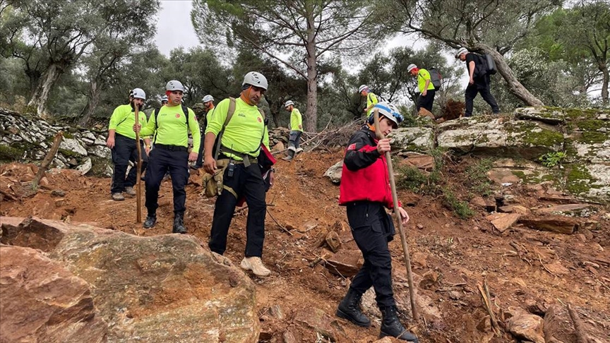 Aydın'da selde kaybolan kişiyi arama çalışmaları devam ediyor