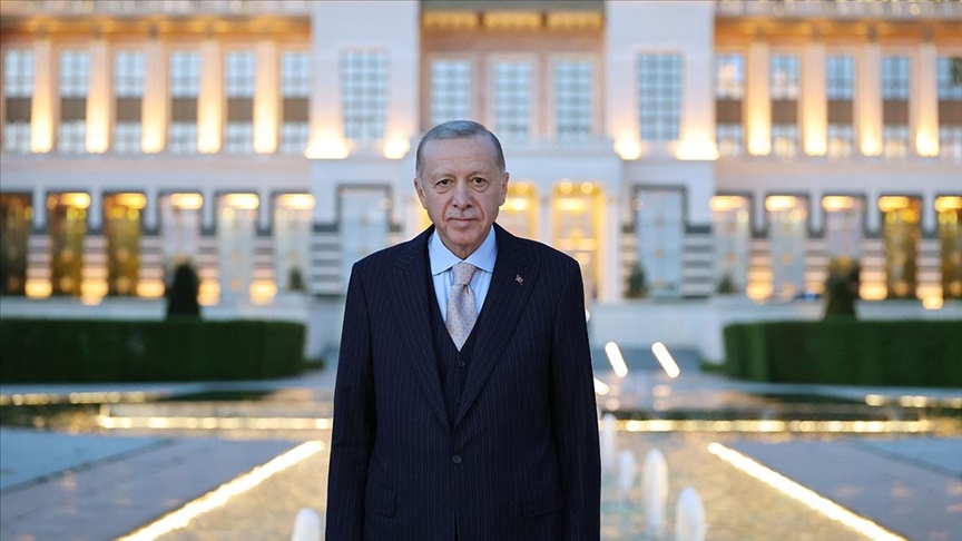 Erdoğan: Fatih Sultan Mehmet'in İstanbul'u fethederken sahip olduğu inanç bize ilham vermektedir