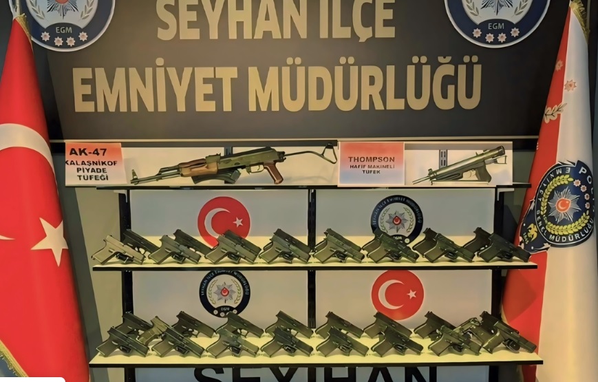 Adana'daki operasyon ve denetimlerde 66 ruhsatsız silah ele geçirildi
