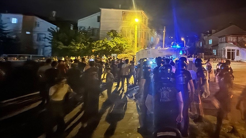 Yerlikaya: Kayseri'deki olaylar sonrası provokatif eylemlerde 474 kişi gözaltına alındı
