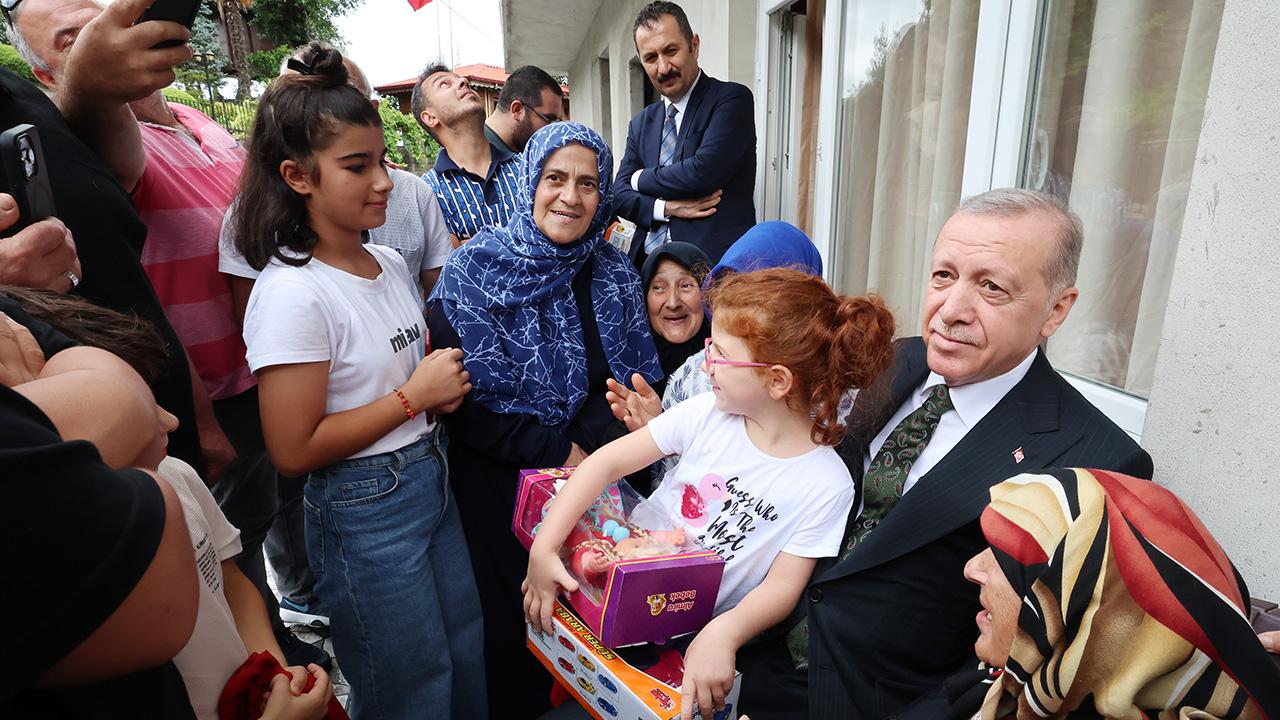 Cumhurbaşkanı Erdoğan, Rize'de..