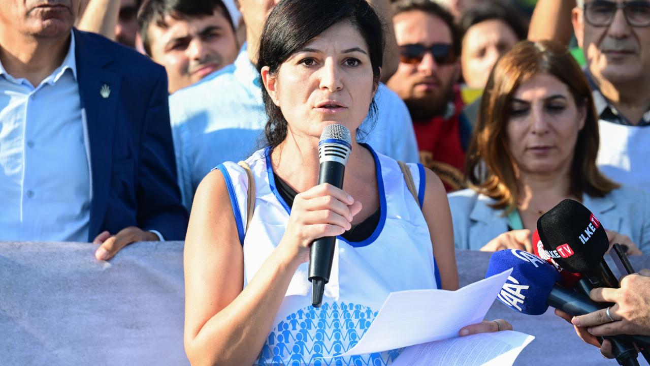 Narin'in öldürülmesi İstanbul'da protesto edildi