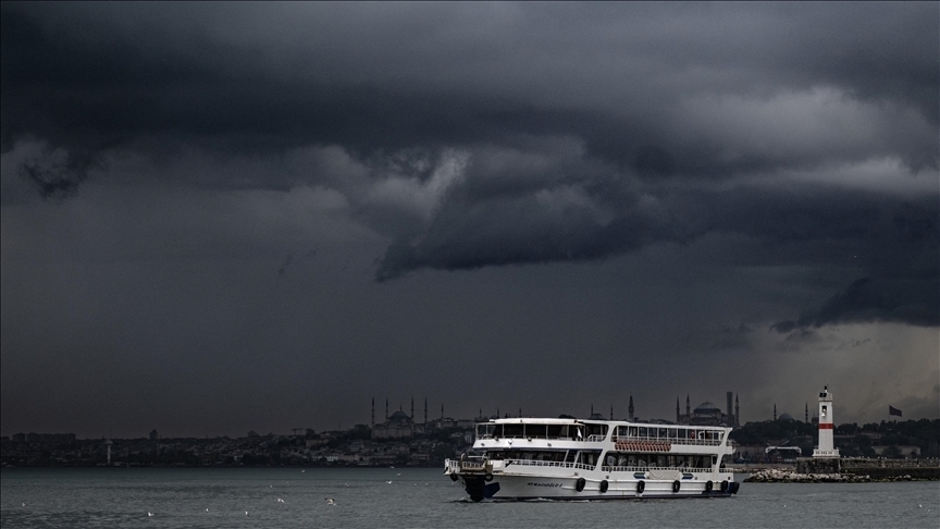 AKOM'dan İstanbul için "kuvvetli yağış" uyarısı