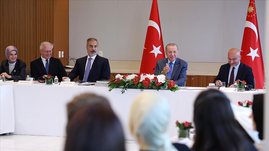 Cumhurbaşkanı Erdoğan, ABD'deki düşünce kuruluşu temsilcileriyle bir araya geldi