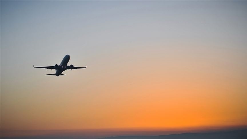 Uluslararası hava yolu şirketleri, Orta Doğu başkentlerine uçuşları askıya almaya devam ediyor