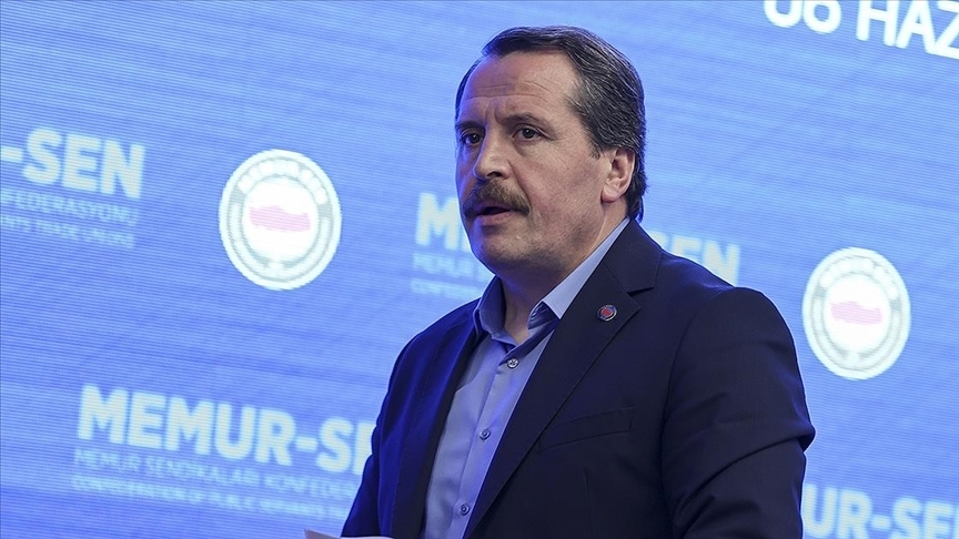 Memur-Sen Başkanı Yalçın: Kamuda servis hizmeti devam edecek