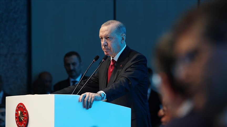 Erdoğan: Son asrın en vahşi soykırımlarından biri hemen yanı başımızda Gazze'de yaşanıyor