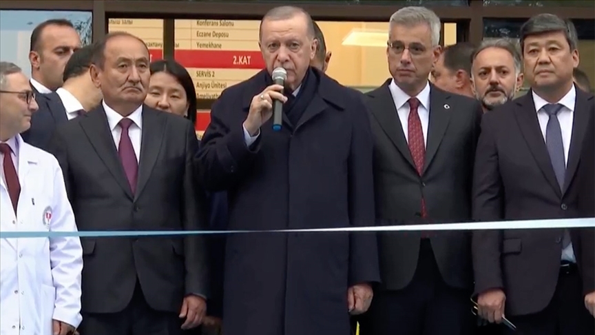 Cumhurbaşkanı Erdoğan, Bişkek Kırgız-Türk Dostluk Devlet Hastanesinin açılışına katıldı