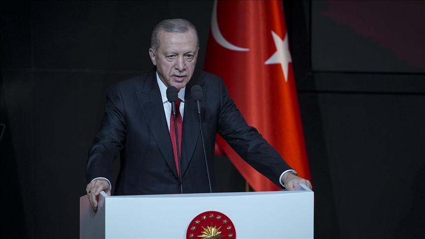 Erdoğan: Gelin hep birlikte gelecek nesillere büyük ve güçlü bir Türkiye mirası bırakalım