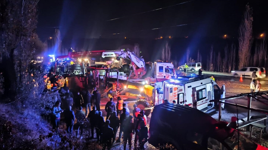 Malatya'da tırın çarptığı polislerden 1’i şehit oldu 1’i yaralandı