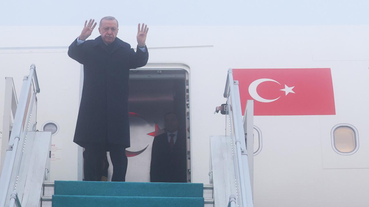 Cumhurbaşkanı Erdoğan Mısır'a gitti