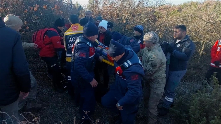 Kütahya'da ormanda kaybolan kişi donmak üzereyken bulundu