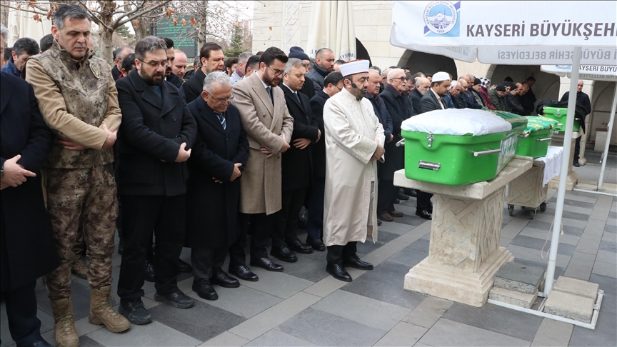 Bolu'da otel yangınında hayatını kaybeden üniversite öğrencisi Kayseri'de son yolculuğuna uğurlandı