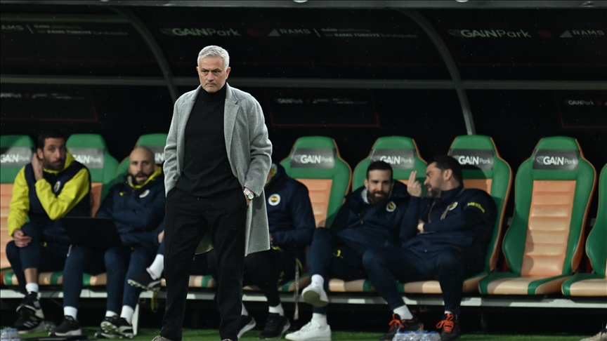 Mourinho: Bir oyuncu sakatlandığı zaman başka bir oyuncuya oynama kapısı açılır