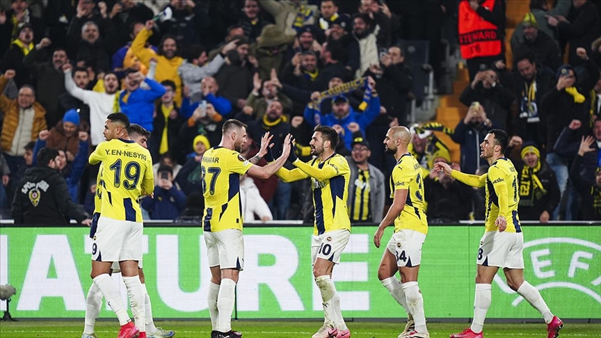 Fenerbahçe tur için avantajı yakaladı!