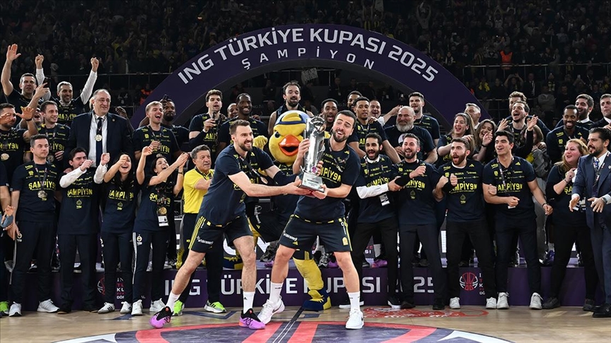 Potada 39. Türkiye Kupası'nı Fenerbahçe Beko kazandı