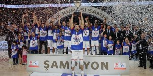 Türkiye Kupası'nın sahibi Anadolu Efes oldu!