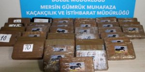 Mersin Limanı'ndaki Muz Yüklü Gemiden Yaklaşık 40 Kilo Kokain Ele Geçirildi