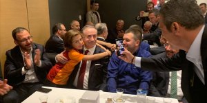 Galatasaray-Fenerbahçe derbisinde anlamlı fotoğraf