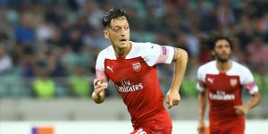 Mesut Özil: Kontratım bitene kadar Arsenal'deyim