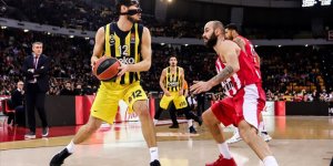 Fenerbahçe Beko deplasmanda rahat kazandı