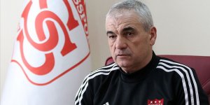 Sivasspor Teknik Direktörü Rıza Çalımbay: Futbol artık ikinci planda