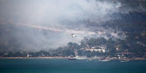 Mersin'in Silifke ilçesinde çıkan orman yangınına müdahale ediliyor