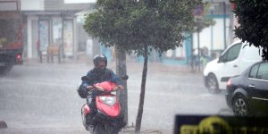 Antalya'da yağmur sevinci yaşanıyor..