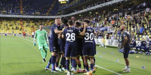 Fenerbahçe, Avrupa Ligi play-off turu ilk maçından galibiyetle ayrıldı!