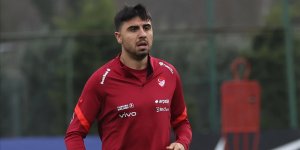 Ozan Tufan A Milli Takım idmanında sakatlandı!