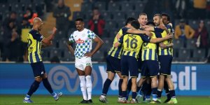 FENERBAHÇE EVİNDE FARKLI KAZANDI!