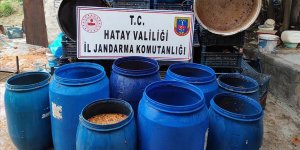 Hatay'da 2 bin 390 litre sahte içki ele geçirildi!