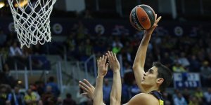 Ömer Faruk Yurtseven NBA kariyerinin en iyi maçını oynadı