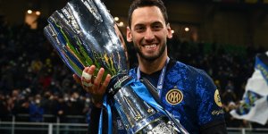 Inter'de Hakan Çalhanoğlu aralık ayının en iyi oyuncusu seçildi