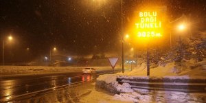 Edirne'de kar yağışı kent merkezinde etkili olmaya başladı