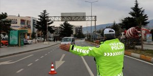 Ülke genelinde 'Huzurlu Sokaklar ve Narkotik Suçları Uygulaması' yapıldı