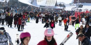 Yarıyıl tatilinin son gününde Erciyes'te yoğunluk yaşanıyor