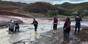 Yozgat'ta sağanak ve sel nedeniyle arazide mahsur kalan 9 kişi kurtarıldı