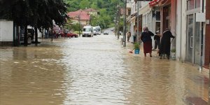 Meteoroloji'den Batı Karadeniz için 'kırmızı', Ankara için 'sarı' alarm