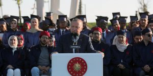 Cumhurbaşkanı Erdoğan: Yetiştireceğimiz kaliteli insan gücüyle insanlığın bugünkü sorunlarını çözeceğiz