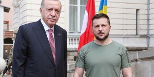 Cumhurbaşkanı Erdoğan, Ukrayna Devlet Başkanı Zelenskiy ile bir araya geldi