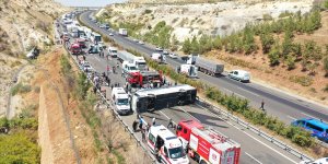 Gaziantep'teki kazada yaralananlardan 16'sı taburcu edildi, 5'i ağır 13 kişinin tedavisi sürüyor