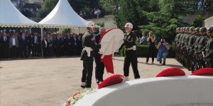 3. Cumhurbaşkanı Celal Bayar vefatının 36. yılında kabri başında anıldı