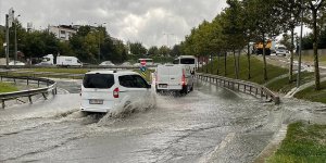 İstanbul'da gök gürültülü sağanak etkili oluyor