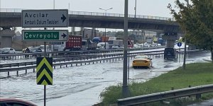 İstanbul'un bazı ilçelerinde gök gürültülü sağanak etkili oluyor