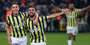 Fenerbahçe, son dakikalarda güldü!